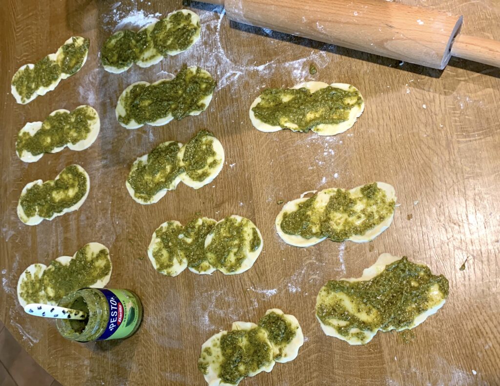 cover them with pesto Barilla