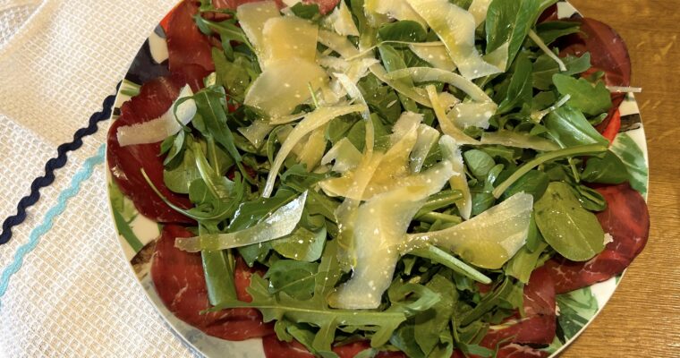 Bresaola with rocket