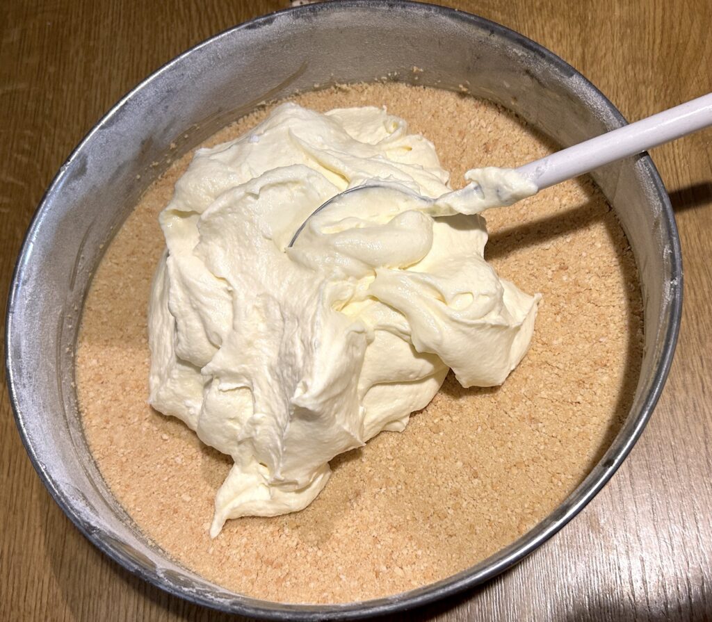 Frosting on the base biscuits