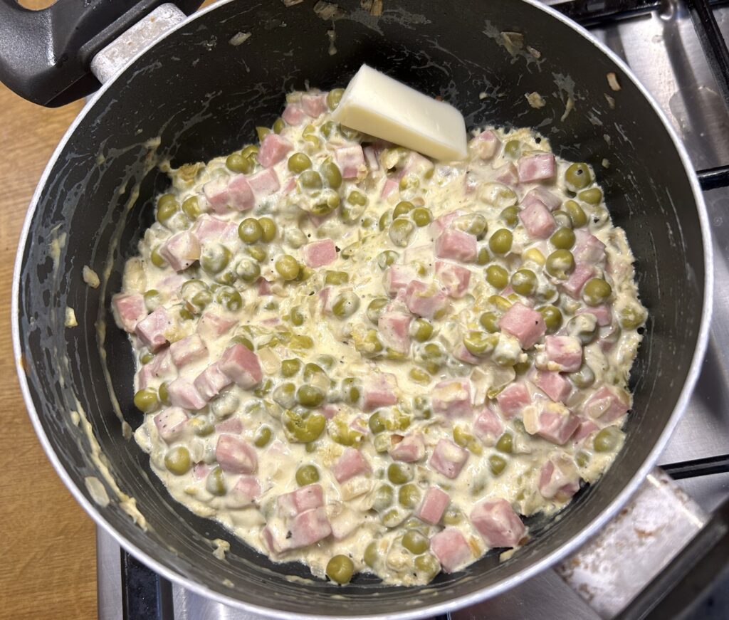 Peas, ham, cream and butter