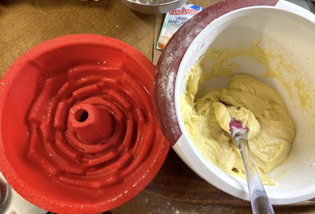 donut mold and rose-shaped