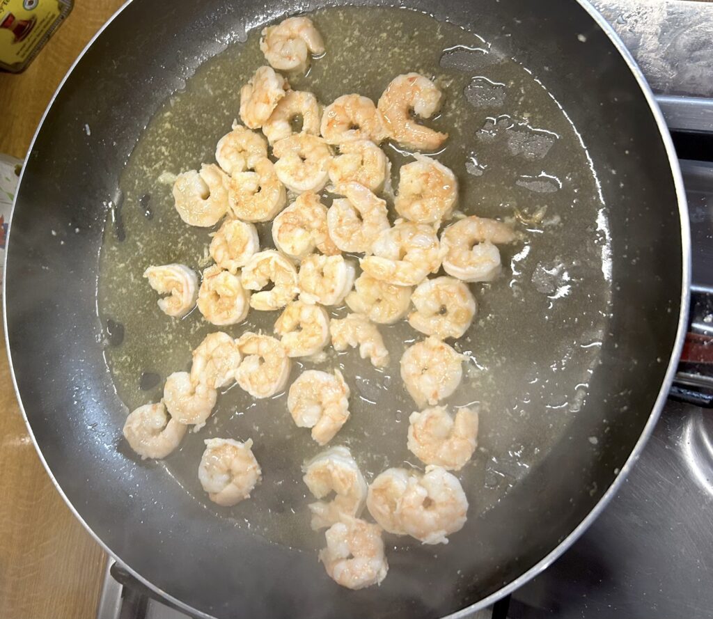 prawns cooked have turned orange