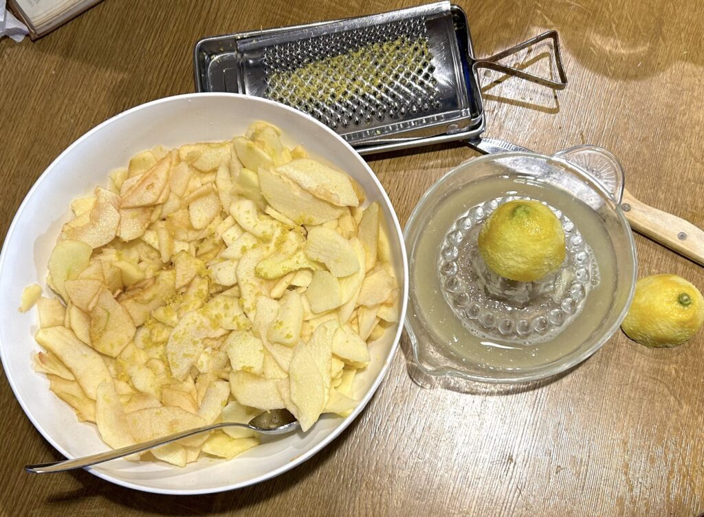 Preparation of apples