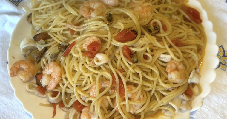 Spaghetti with seafood