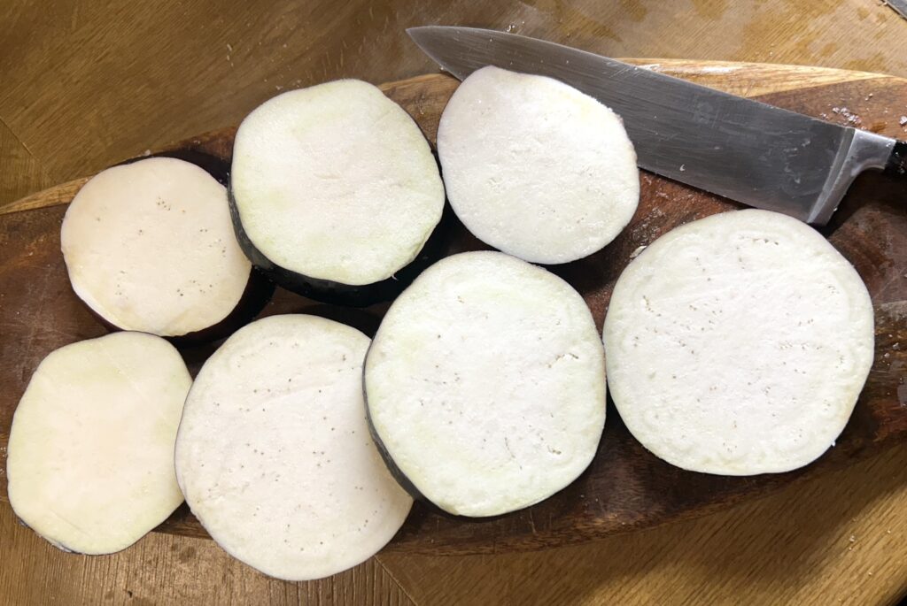 aubergine with salt