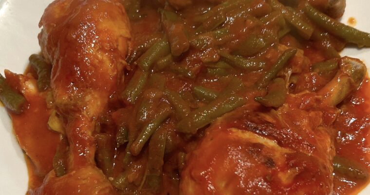 Chicken legs with fresh green beans