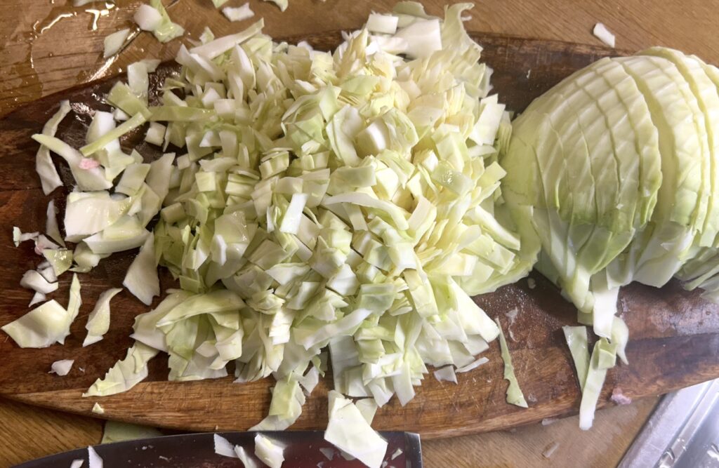 cut the green cabbage