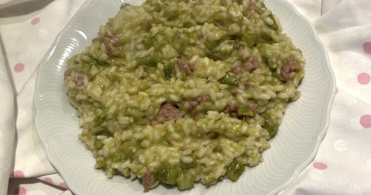 Rice with salami paste and asparagus