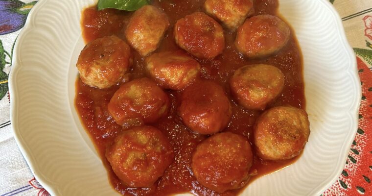 Stewed turkey meatballs