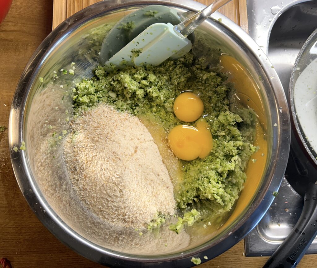 zucchini eggs and breadcrumbs