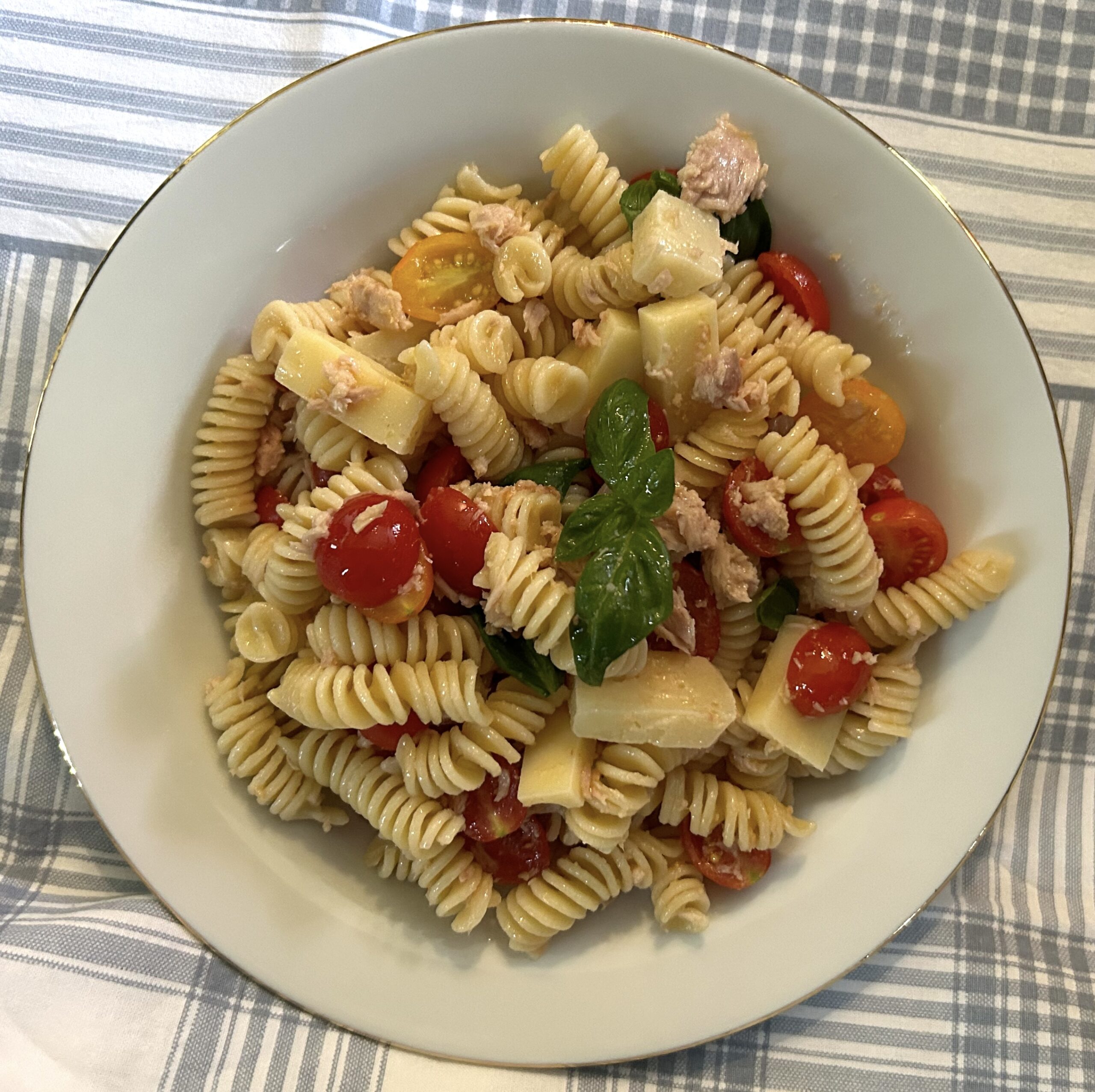 Cold Pasta Salad (fusilli) with Tomatoes