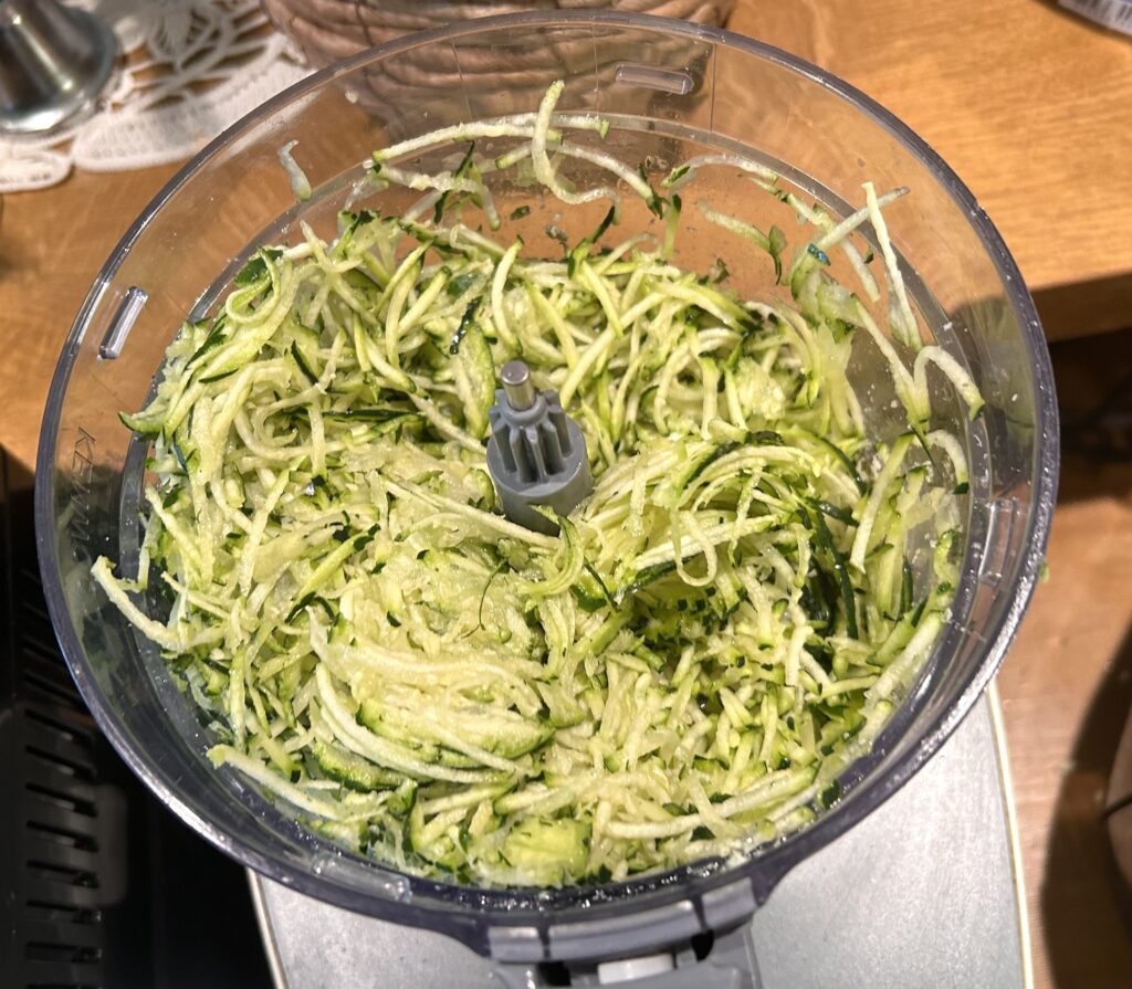 2 courgettes grated