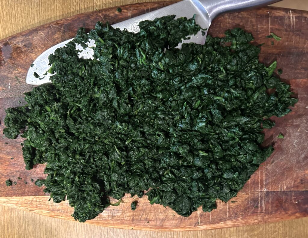 cut the spinach