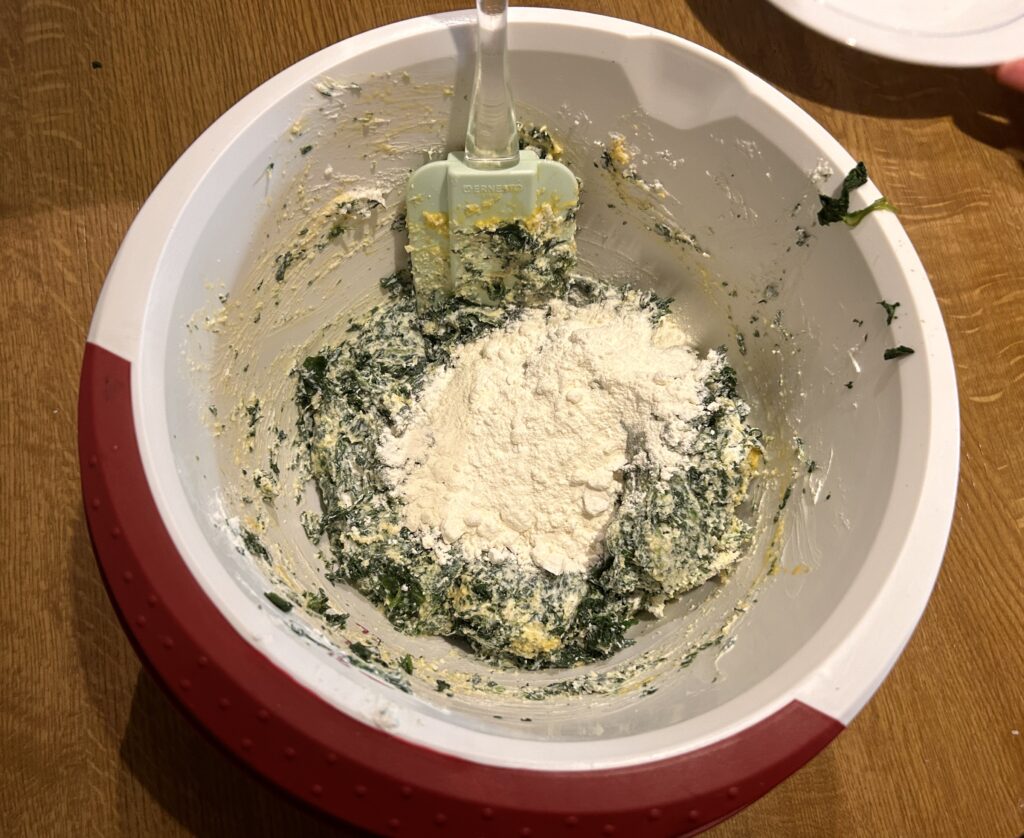 spinach, flour and egg