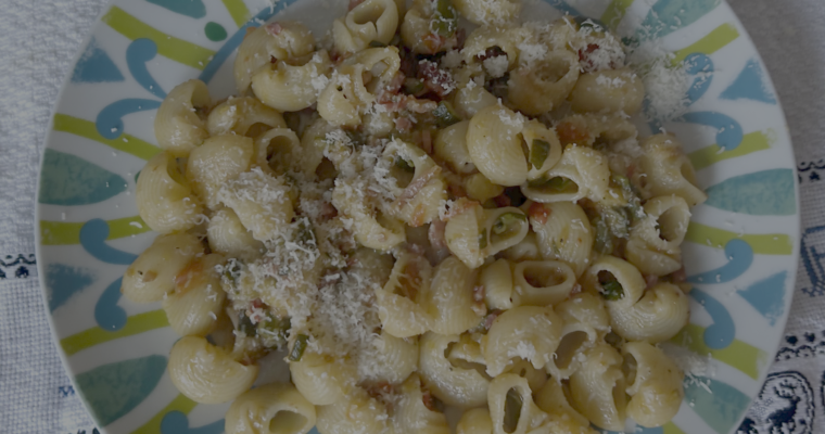 Gobbetti con speck e zucchine (pasta with speck and courgettes)