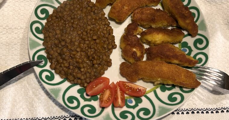 Straccetti di pollo e lenticche (Chicken strips and lentils)