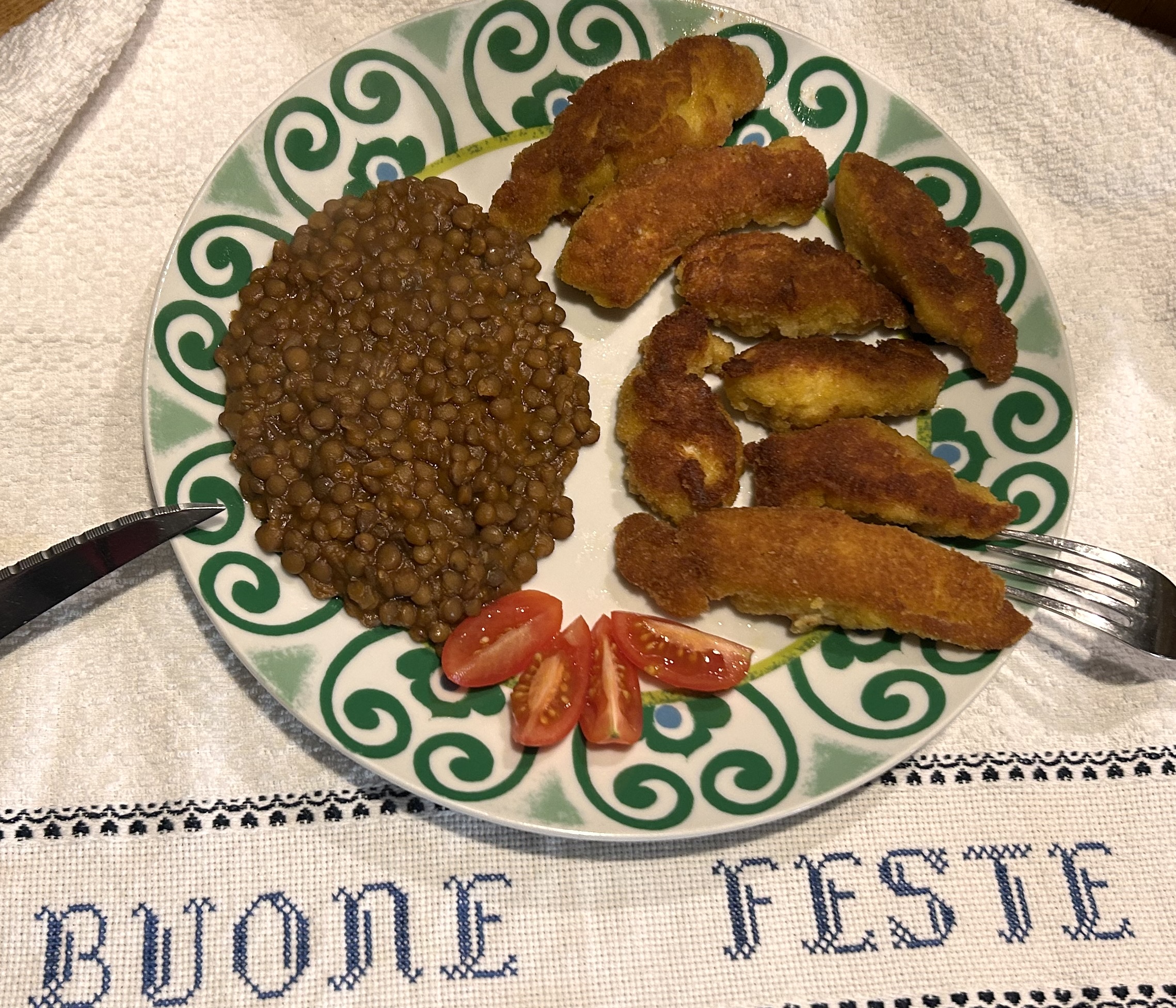 Straccetti di pollo e lenticche (Chicken strips and lentils)